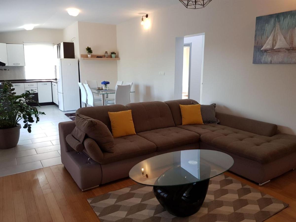 Apartman Marino Appartement Kaštela Buitenkant foto