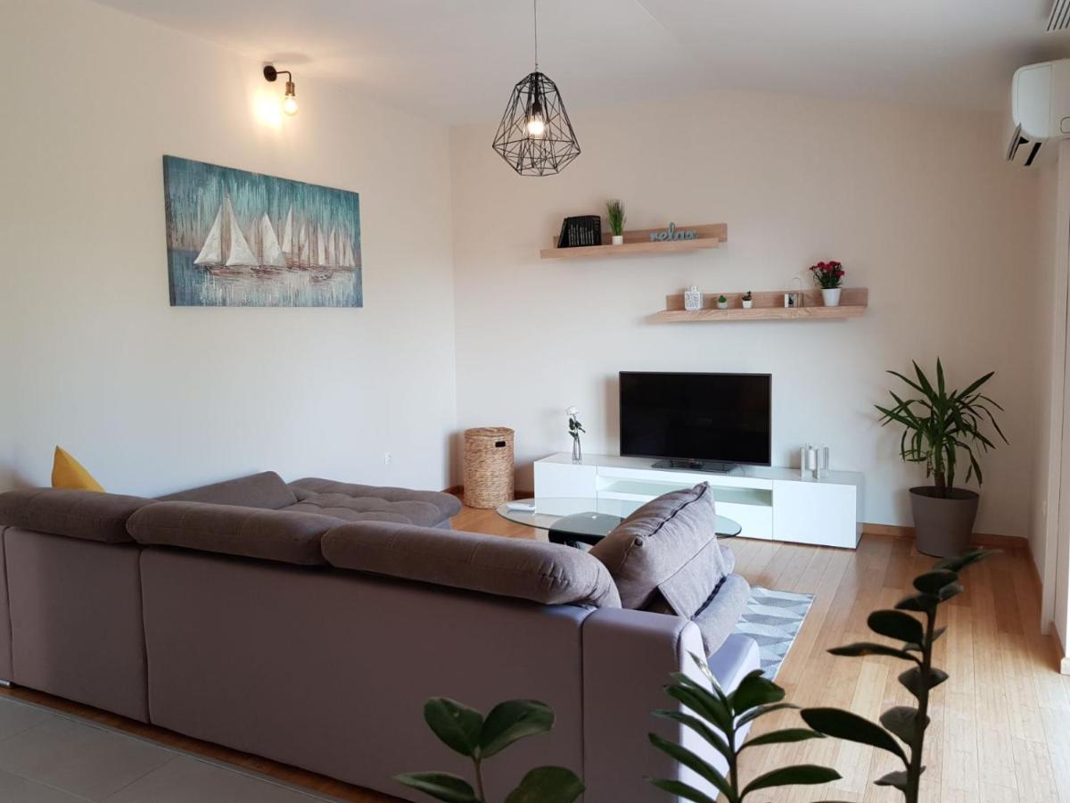 Apartman Marino Appartement Kaštela Buitenkant foto